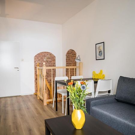 Spacious Apartment In Berlin Mitte For 6 외부 사진