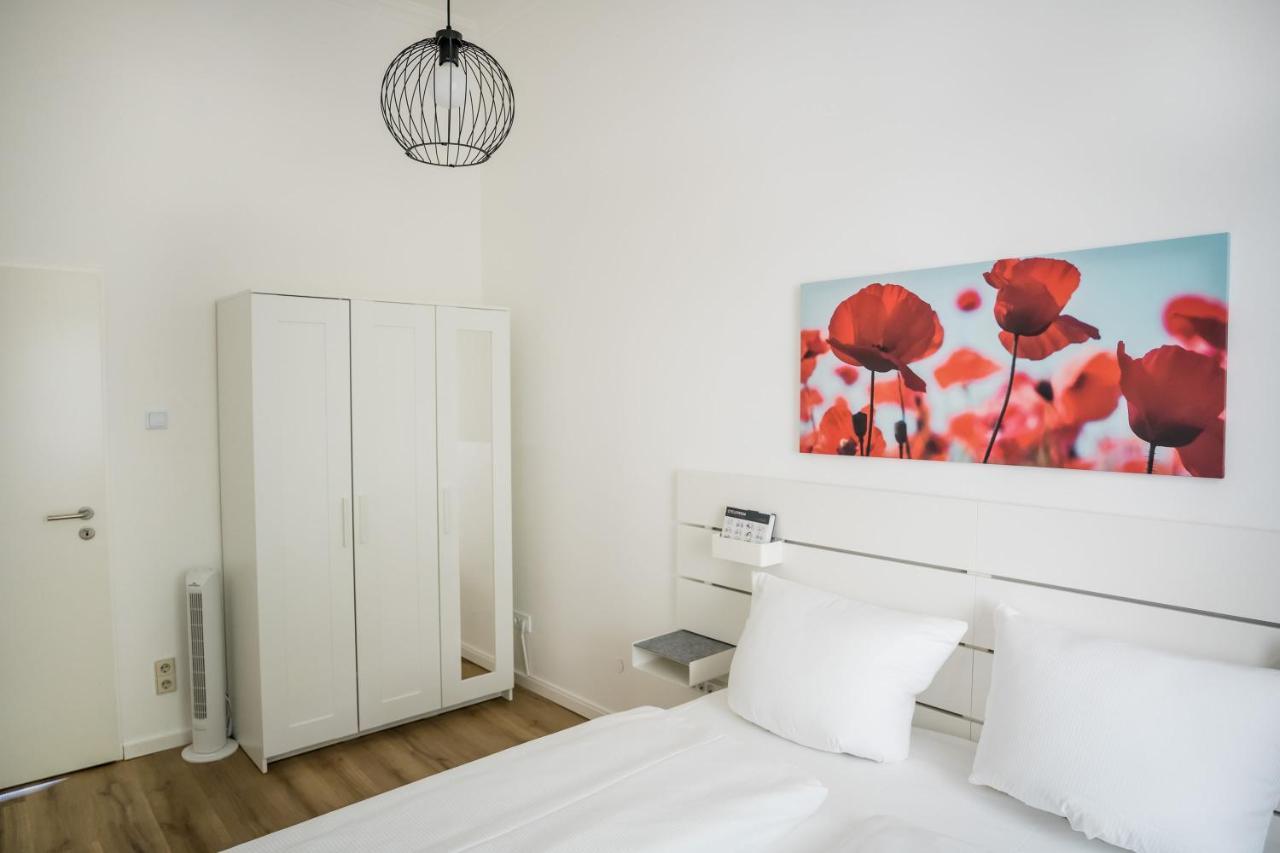 Spacious Apartment In Berlin Mitte For 6 외부 사진