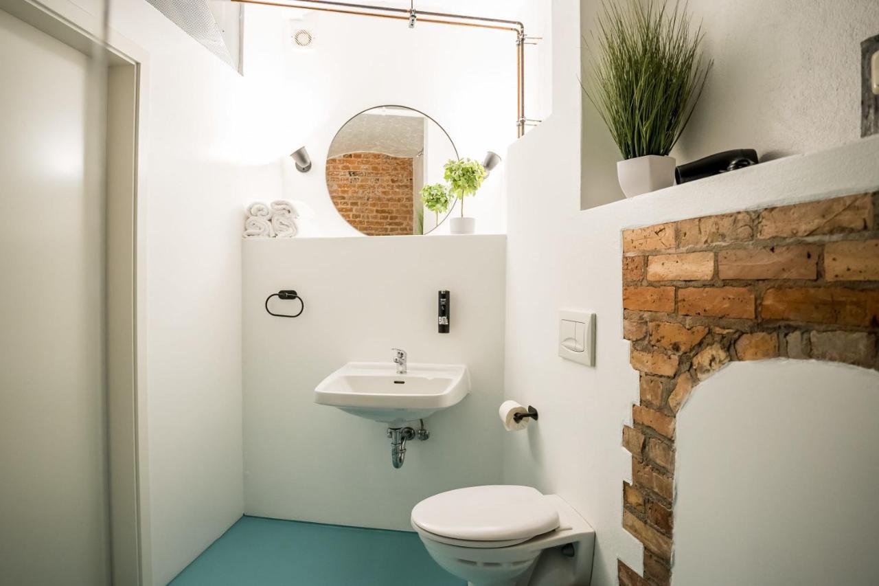 Spacious Apartment In Berlin Mitte For 6 외부 사진