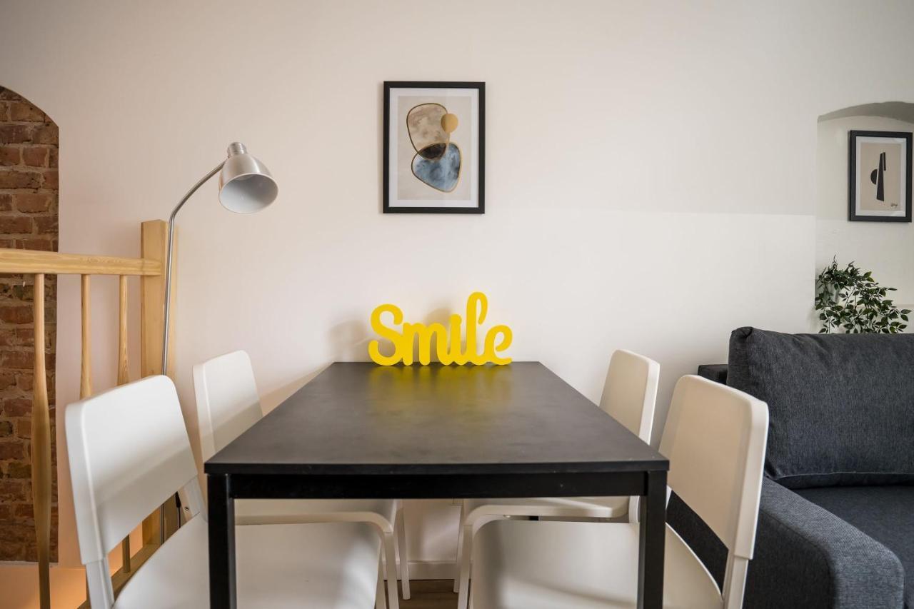 Spacious Apartment In Berlin Mitte For 6 외부 사진