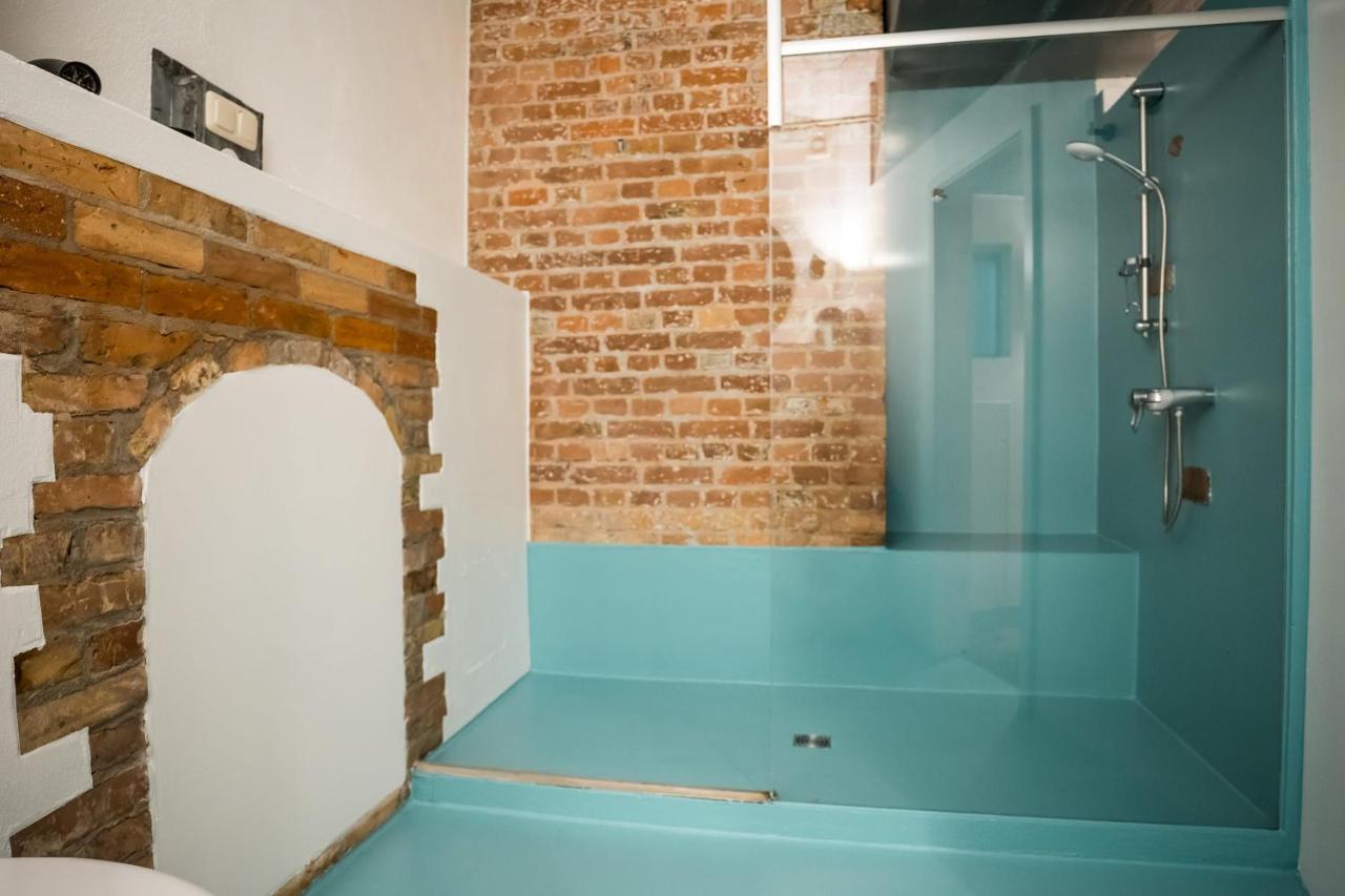 Spacious Apartment In Berlin Mitte For 6 외부 사진